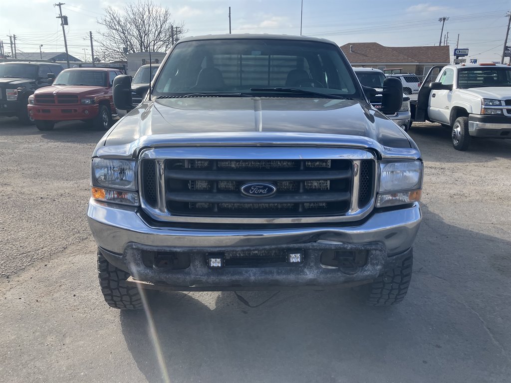 2002 Ford F-250 Lariat 4x4 Crew Cab SWB's photo
